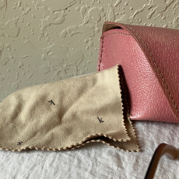 Kate Spade: VTG Tatums Sunglasses- case & cloth- marks main image 15